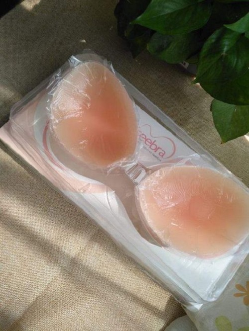 Áo Dán Silicon Nâng Ngực Cài Trước
