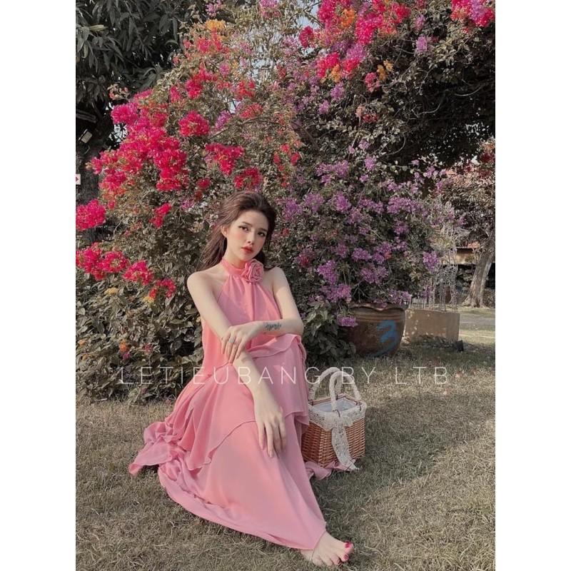 ĐẦM MAXI CỔ YẾM TẦNG KÈM HOA