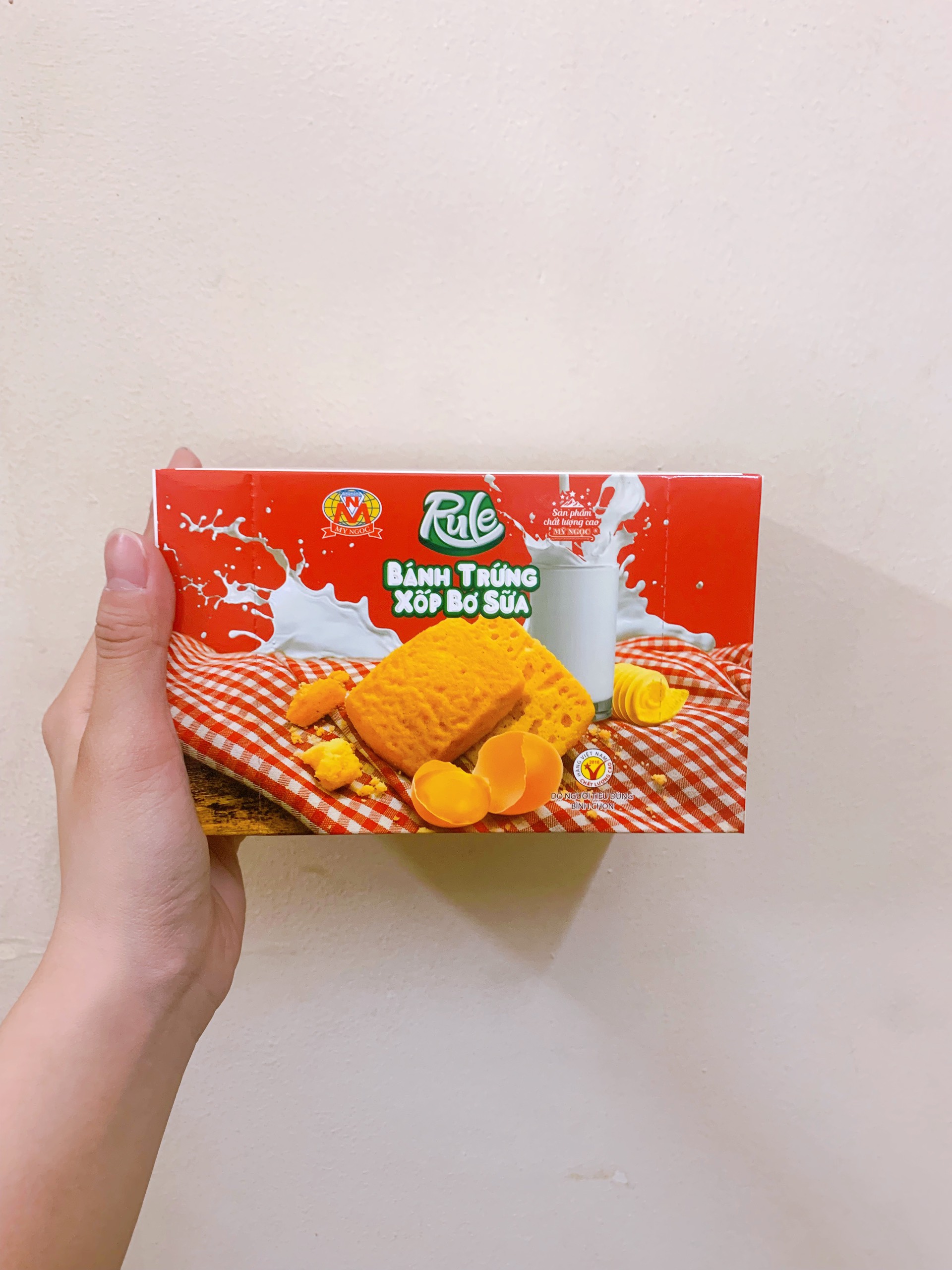 Rule - 180g Bánh Trứng Xốp BƠ SỮA tươi MỸ NGỌC, bổ dưỡng với SỮA TƯƠI &amp; TRỨNG - thơm thơm BƠ - tan ngay trong miệng