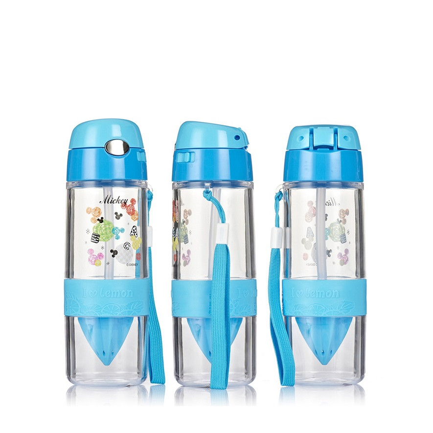 Bình nước vắt cam 2 in 1 hình chuột Mickey có ống hút màu xanh cho trẻ em - 450ml - WD4238-MIC