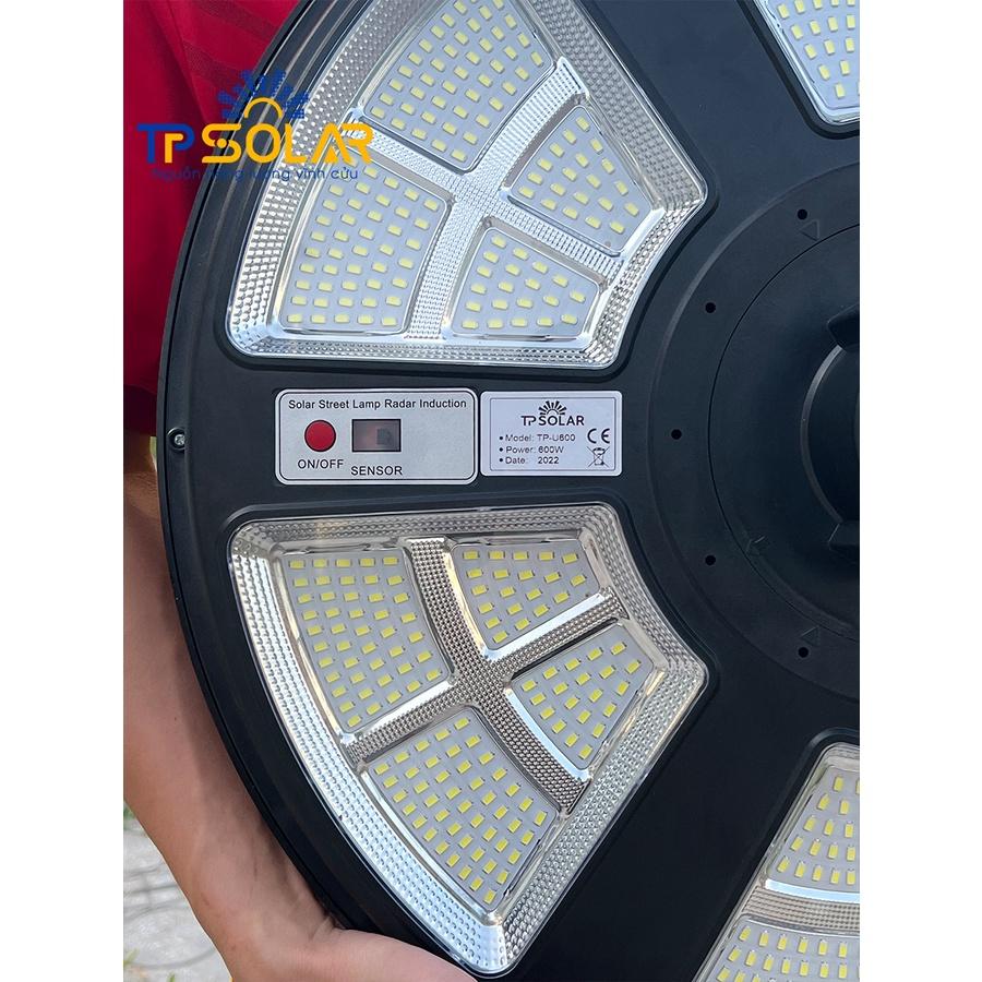 Đèn Sân Vườn Năng Lượng Mặt Trời UFO TP Solar TP-U600N Công Suất Lớn,Chiếu Sáng 360 Độ Chống Nước IP65