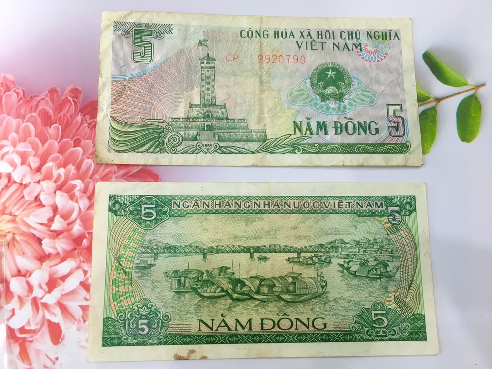 5 đồng 1985 cột cờ Hà Nội, chất lượng đẹp, tặng phơi nylon bảo vệ