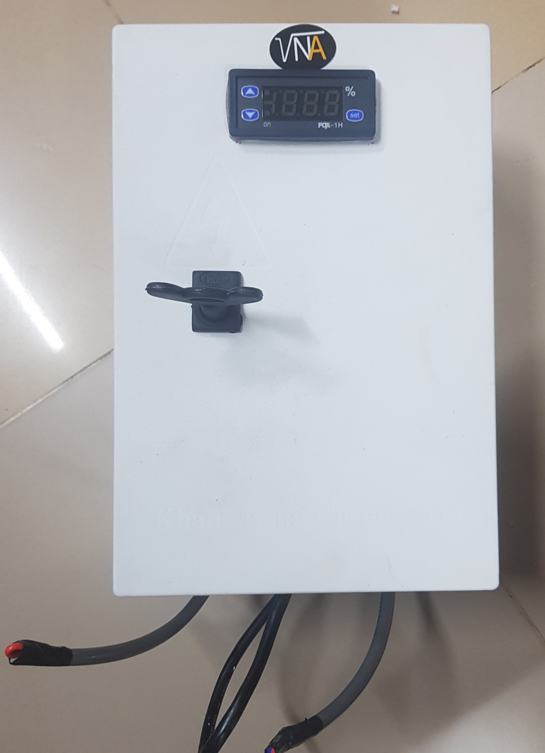 Máy Điều Khiển Độ Ẩm VNA