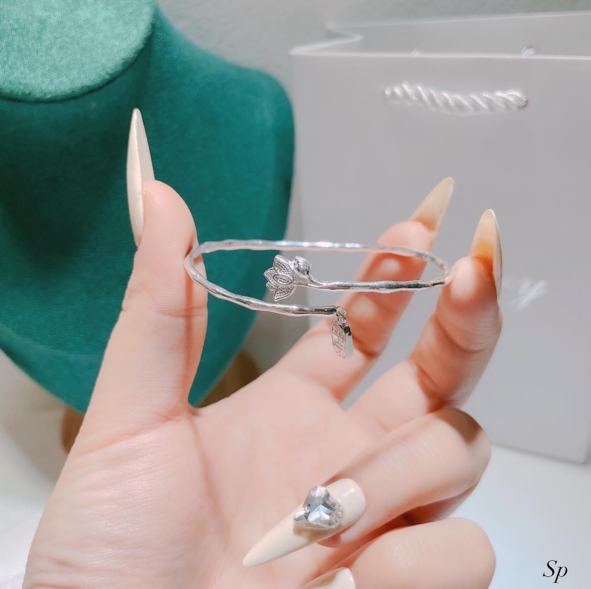 Lắc tay nữ sen đá chất liệu bằng bạc s925 MS0165