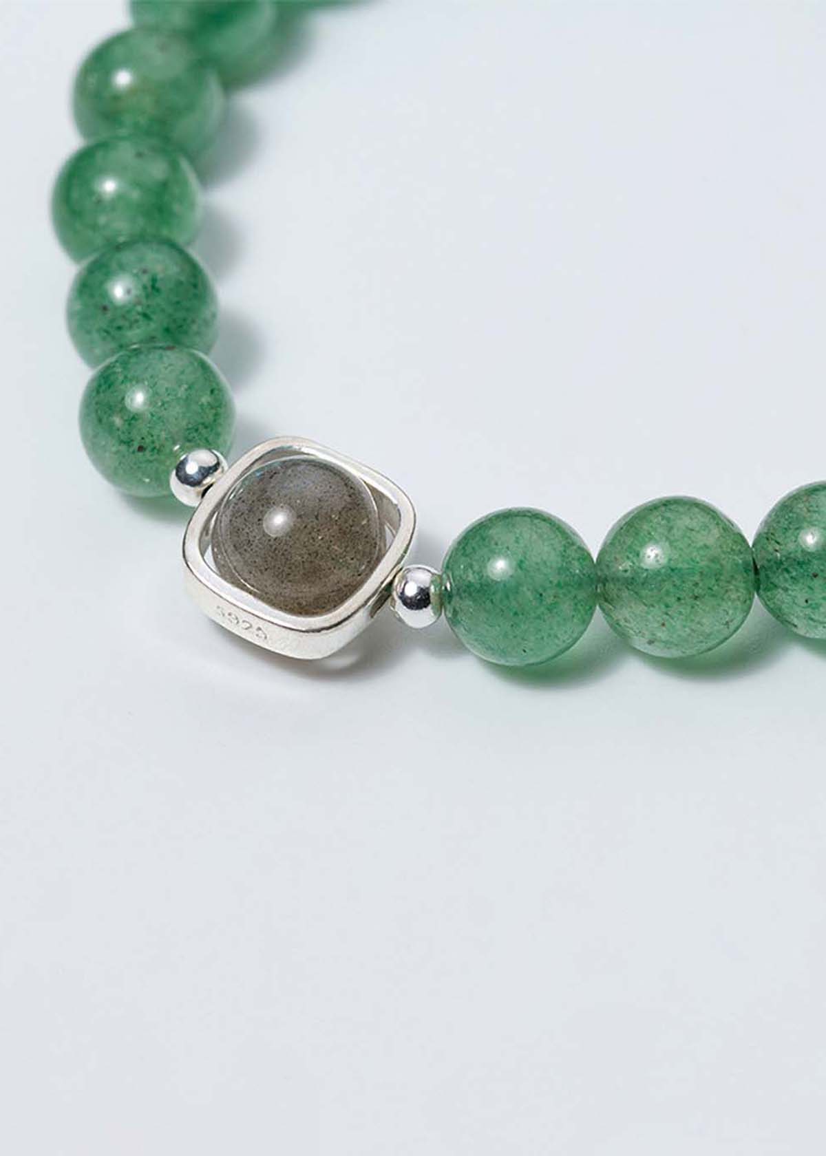 Vòng tay đá thạch anh dâu xanh phối đá xà cừ - Ngọc Quý Gemstones