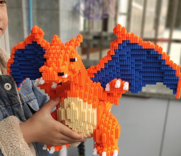 Mô hình lắp Pokemon Rồng lửa Charizard cao cấp + Tặng kèm thẻ bài Pokemon