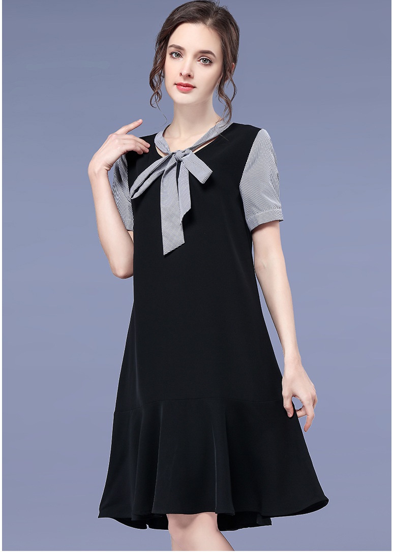Đầm suông đuôi cá cổ phối nơ thời trang