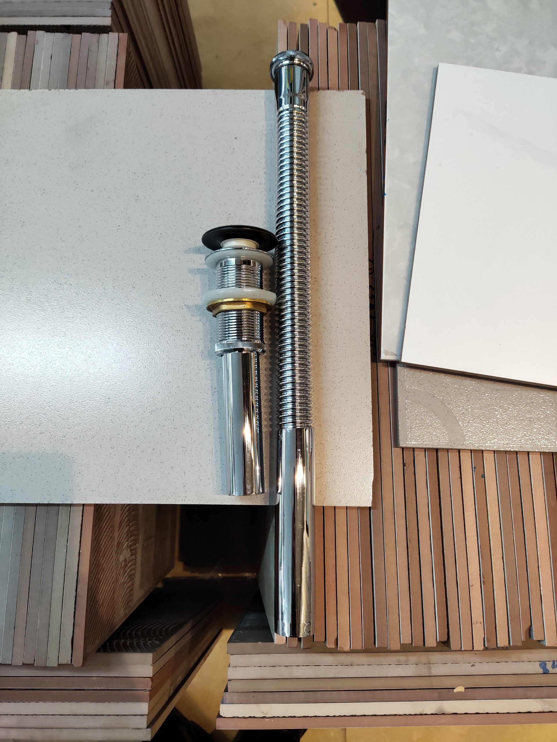 XI PHÔNG NHẤN ĐỒNG ĐẦU SỨ ĐUÔI CHUN INOX CAO CẤP