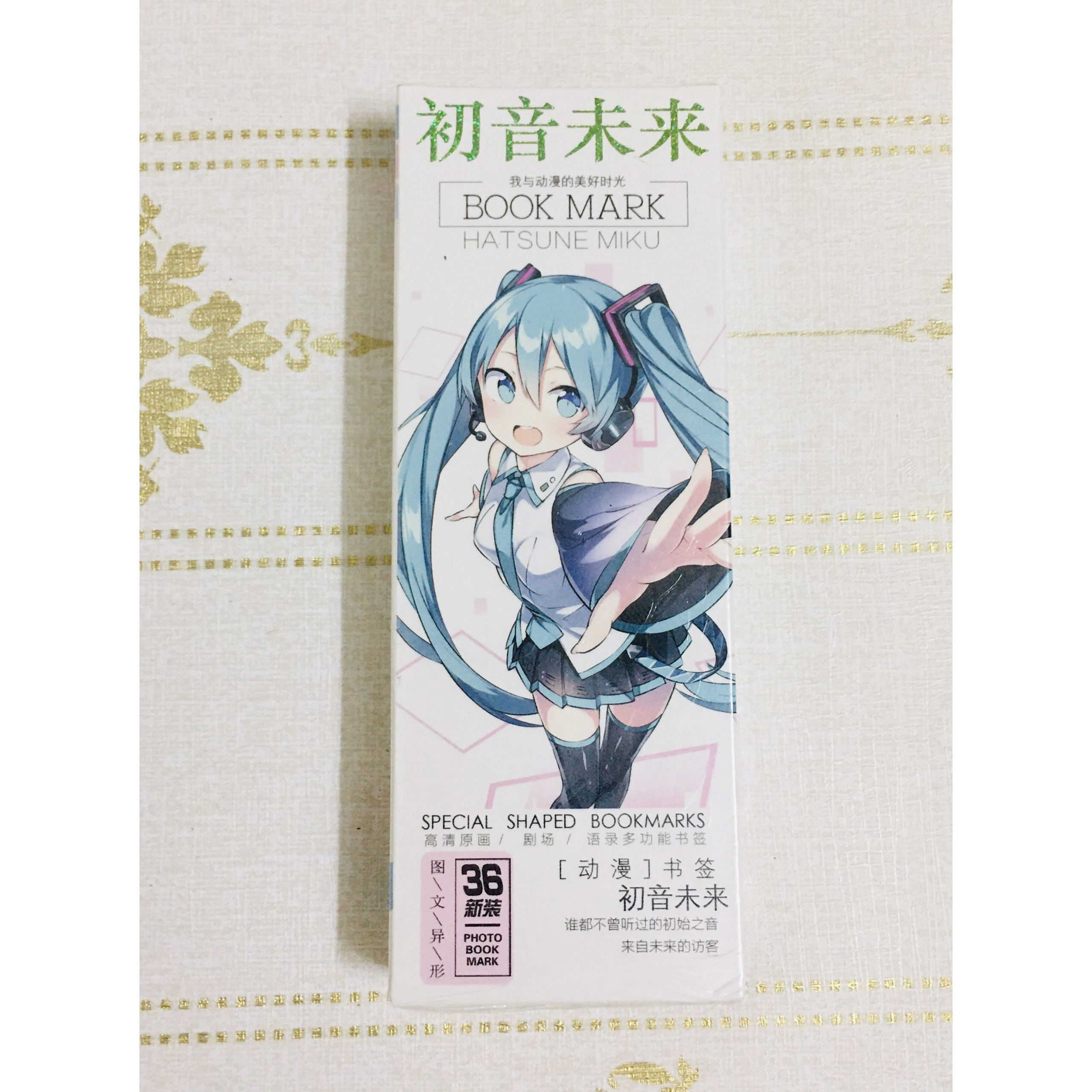 Hộp 36 Đánh Dấu Sách Bookmark Hatsune Miku (giao mẫu ngẫu nhiên)