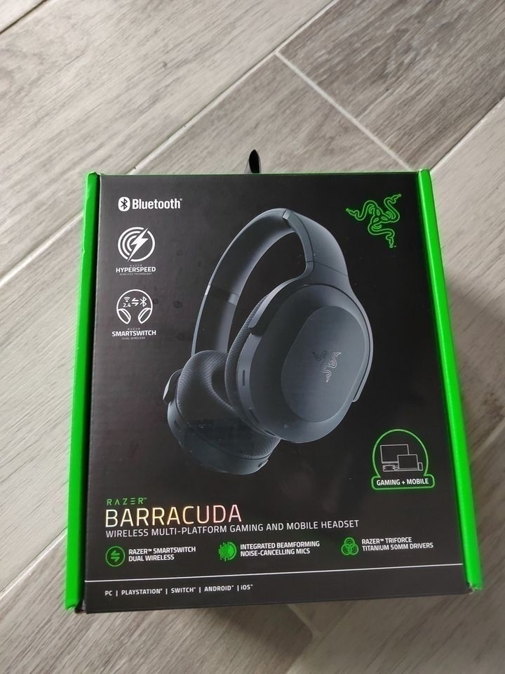 Tai nghe Razer Barracuda-Wireless Multi-platform Gaming and Mobile Headset_Mới, hàng chính hãng