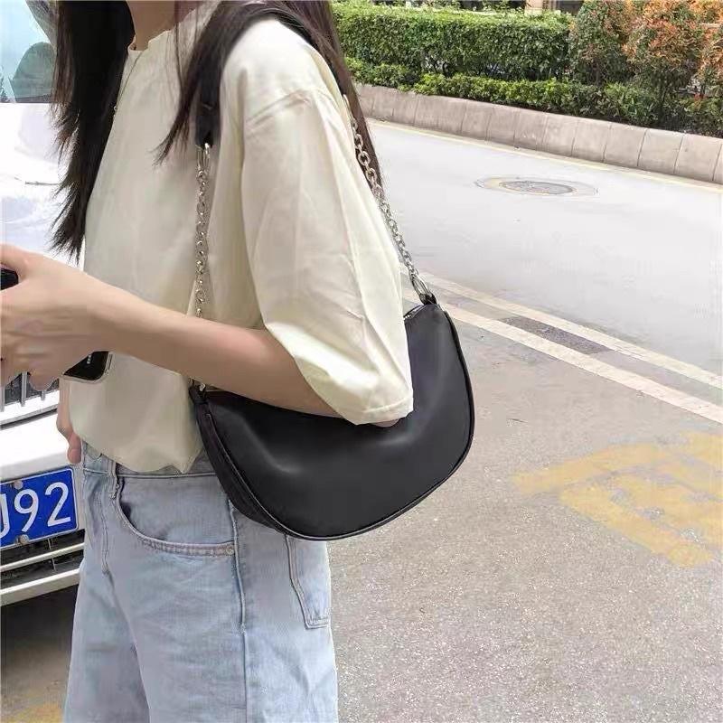 Túi Xách Nữ Hottrend 2021 Giá Chạy Lỗ 2 Quai Đeo Phong Cách Đơn Giản Dễ Phối Đồ