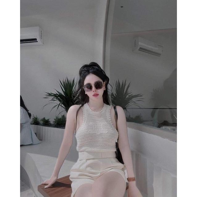 Áo len sát nách lưới ô chữ X quảng châu