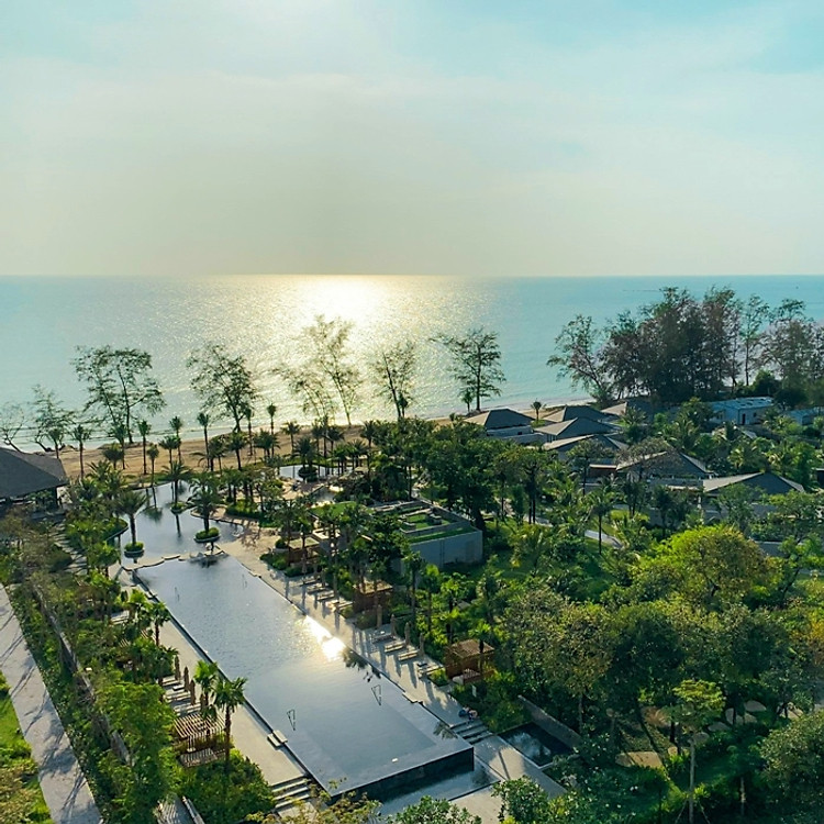 Hình ảnh Gói 3N2Đ Crowne Plaza Phú Quốc Starbay Resort 5* - Buffet Sáng, Hồ Bơi, Đón Tiễn Sân Bay, Gần Grand World, Dành Cho 02 Người Lớn 02 Trẻ Em Dưới 12 Tuổi