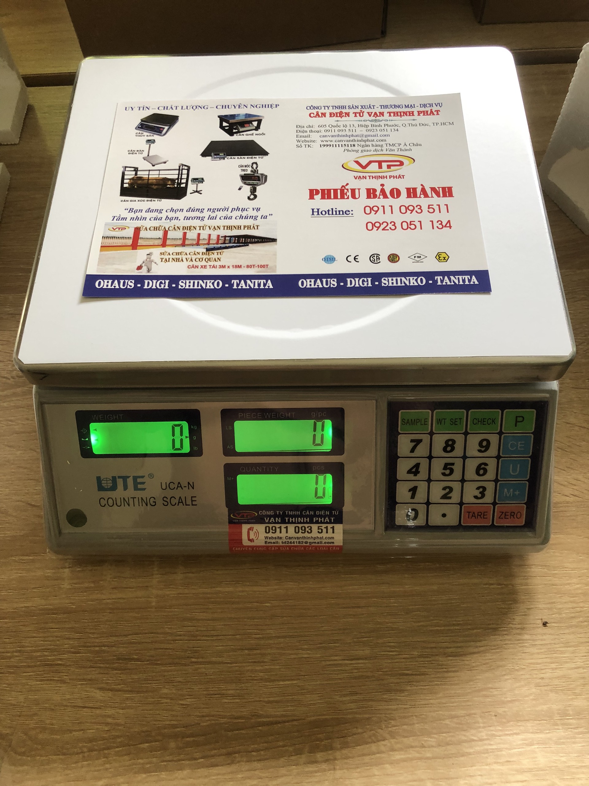 Cân Điện Tử UCA-N 15 KG