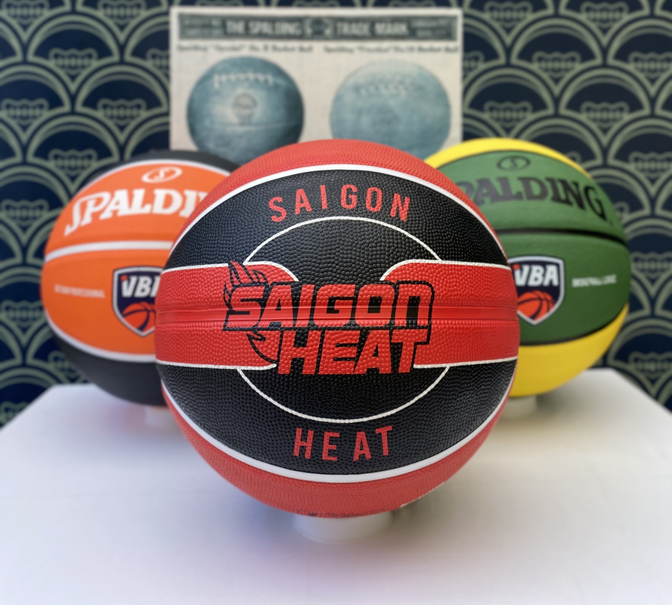 Bóng rổ Spalding SAIGON HEAT VBA (2021) size7 cao su Giải bóng rổ các câu lạc bộ chuyên nghiệp Việt Nam
