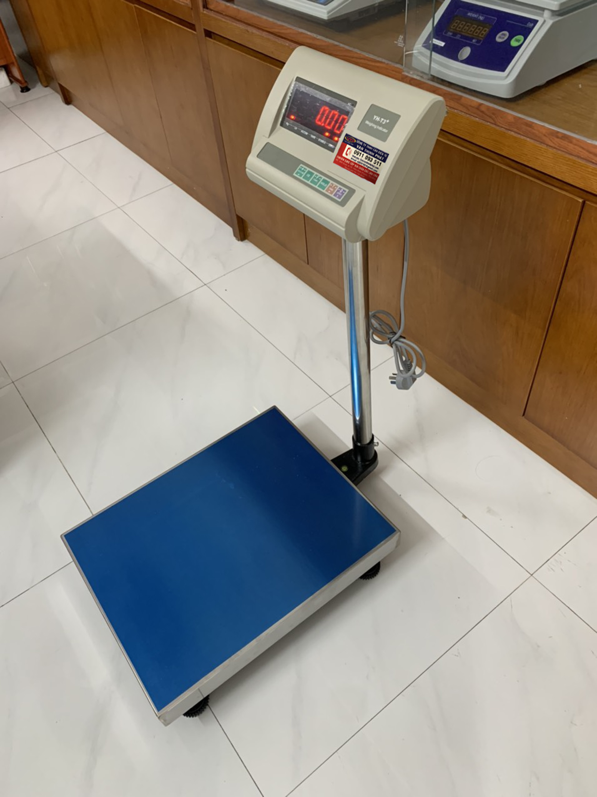 Cân Bàn Điện Tử YHT3 120 kg
