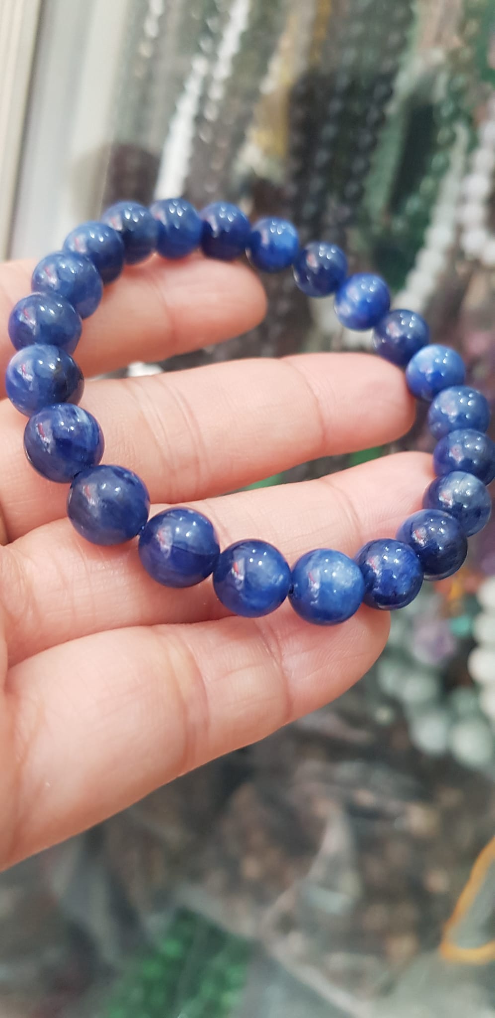 Vòng tay nữ đá  kyanite tự nhiên cao cấp hay đá Sapphire nước xanh dương Đậm bóng đẹp 8,5mm nữ mệnh Thủy mệnh Mộc đeo ạ