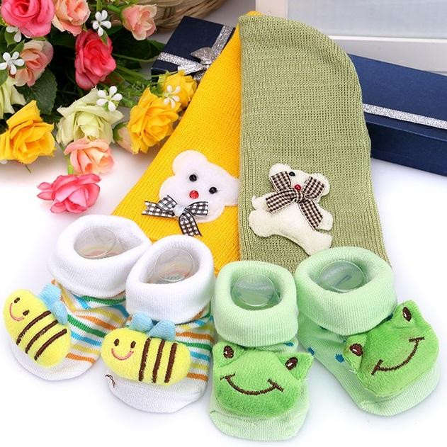 combo 2 Nón Len + 2 Vớ 3D Cực Cute chống trượt chống mồ hôi trộm giữ ấm cho em bé trai gái từ 0 - 12 tháng tuổi