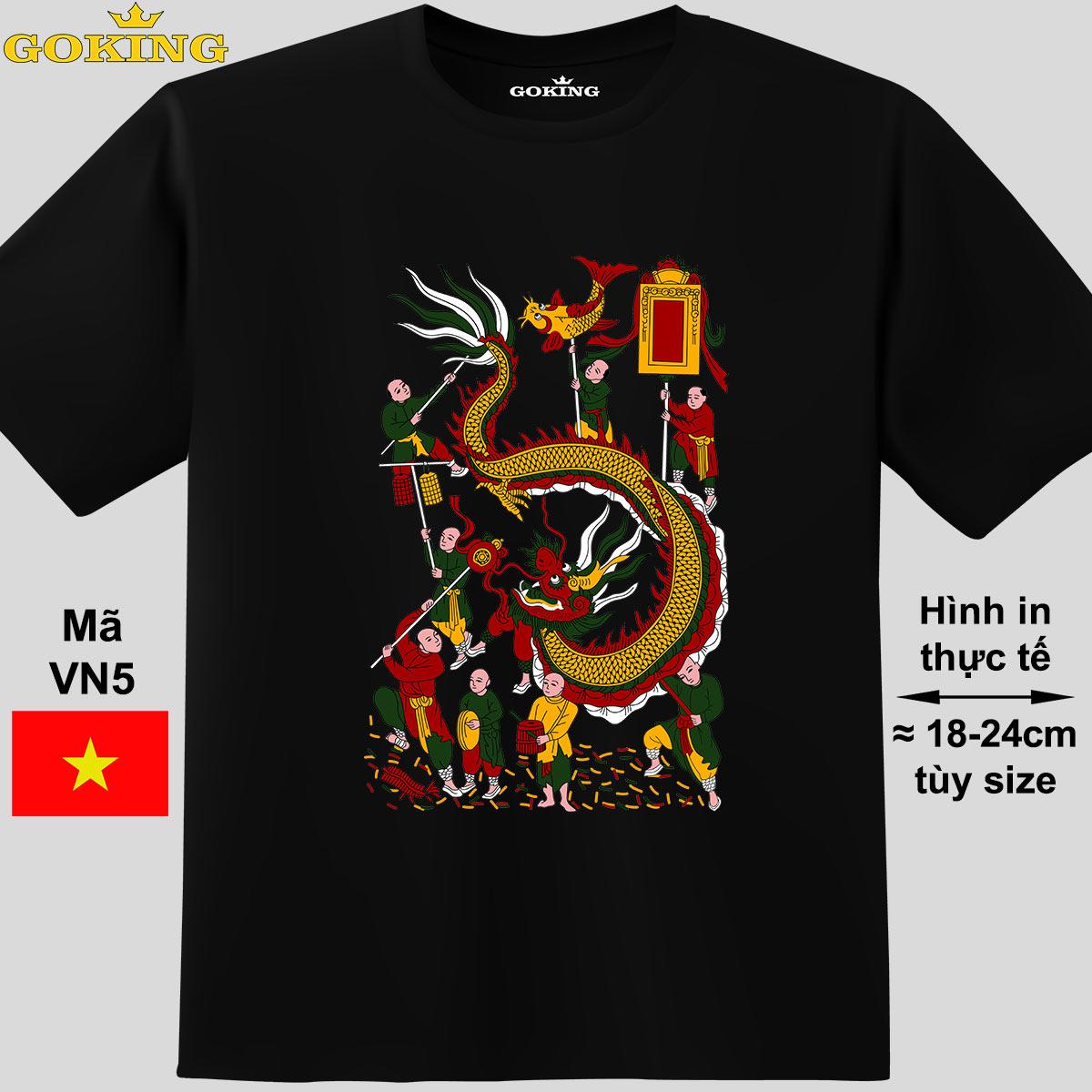 Múa rồng, mã VN5. Áo thun tranh Đông Hồ Việt Nam siêu đẹp cho cả gia đình. Form unisex cho nam nữ, trẻ em, bé trai gái. Quà tặng ý nghĩa cho bố mẹ, con cái, bạn bè, doanh nghiệp, hội nhóm. Áo phông hàng hiệu Goking cao cấp in hình chữ 3D