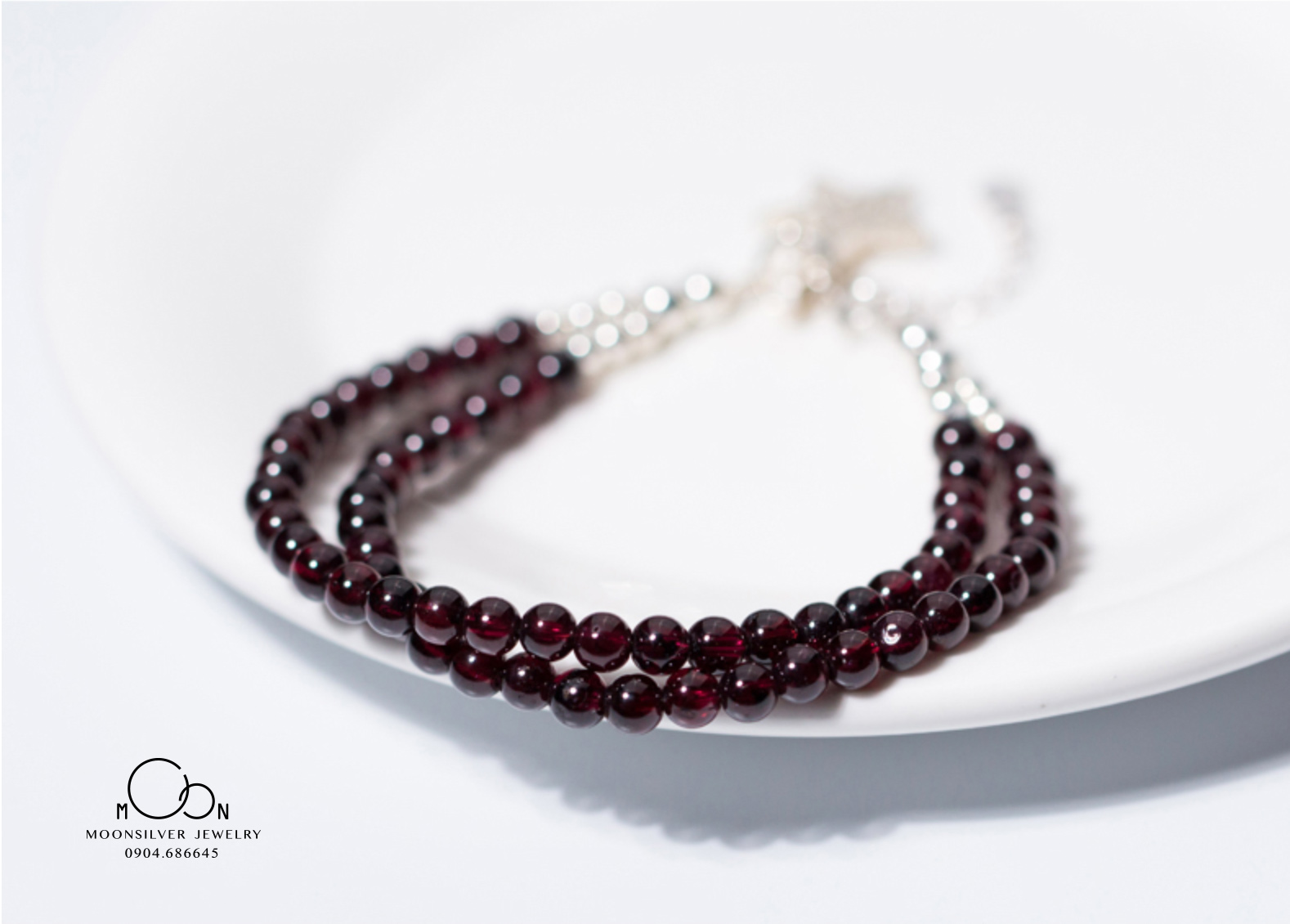Vòng tay đá garnet kép kết hợp charm sao bạc