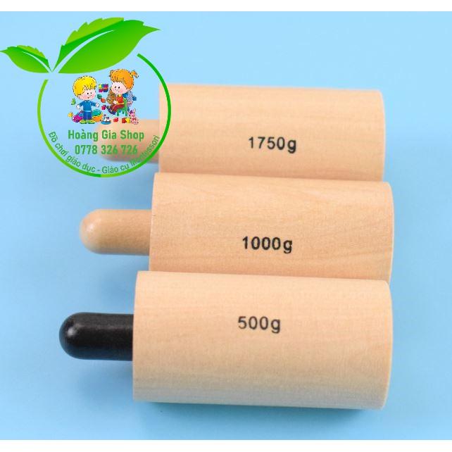 Phân biệt áp lực bằng tay Montessori