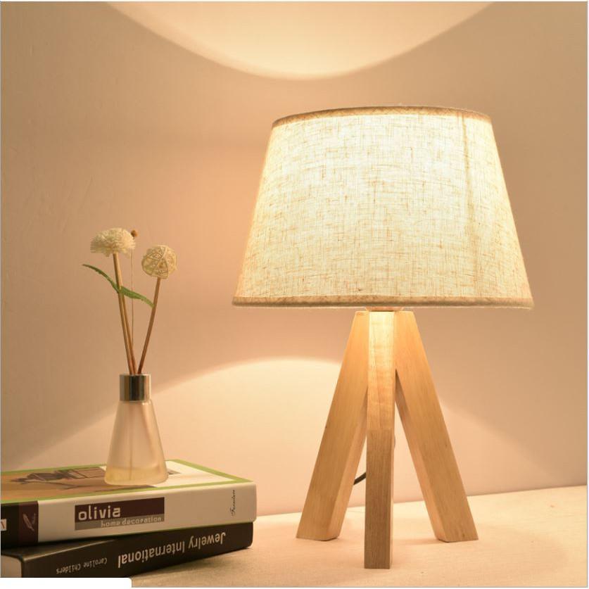 Đèn ngủ gỗ để bàn - đèn ngủ để bàn - đèn trang trí phòng ngủ cao cấp Vintage 3 chân độc đáo