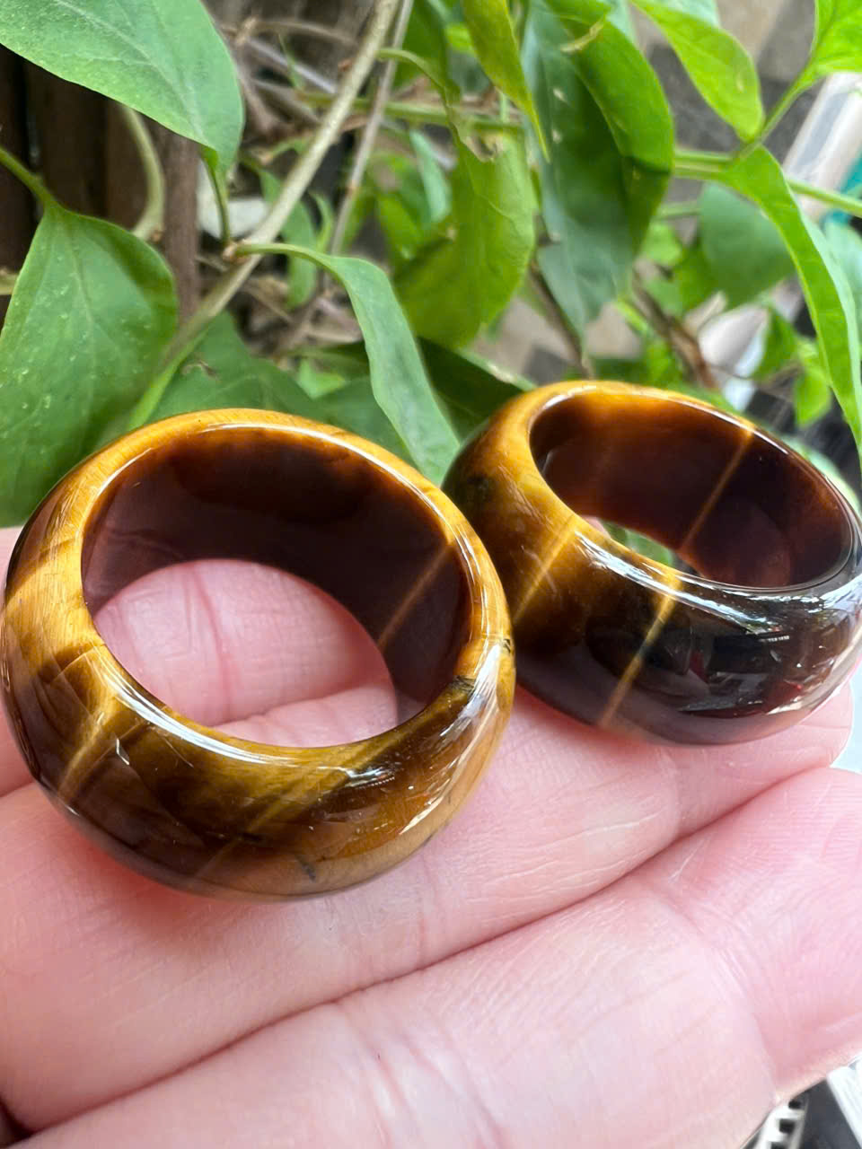 Nhẫn Nam Đá Mắt Hổ Vàng Nâu Tiger Eyes Tự Nhiên đậm bóng đẹp mới Ni 19mm Cao 12mm dầy 4mm nam mệnh Kim mệnh Thổ mệnh Thủy đeo ni 19mm rẻ đẹp ạ