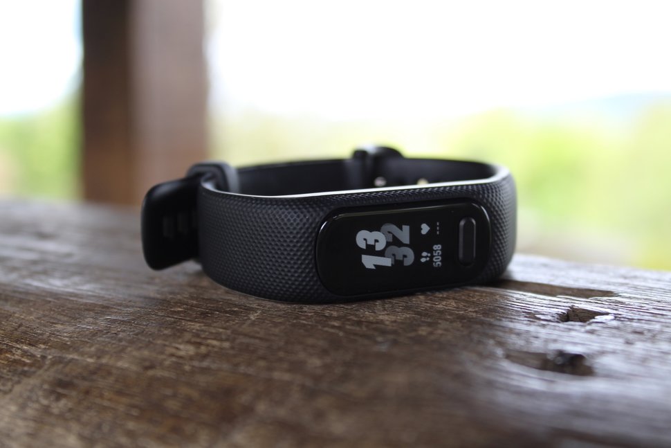 Vòng tay theo dõi sức khỏe, theo dõi vận động Garmin Vivosmart 5 (Hàng chính hãng)