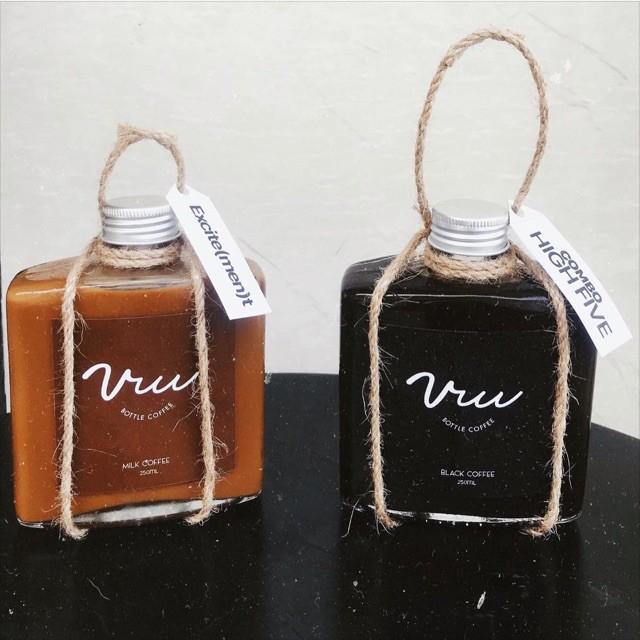 Chai thủy tinh Dẹp vuông lùn JUICE 250ML nắp nhôm bạc chuyên đựng nước ép , cafe