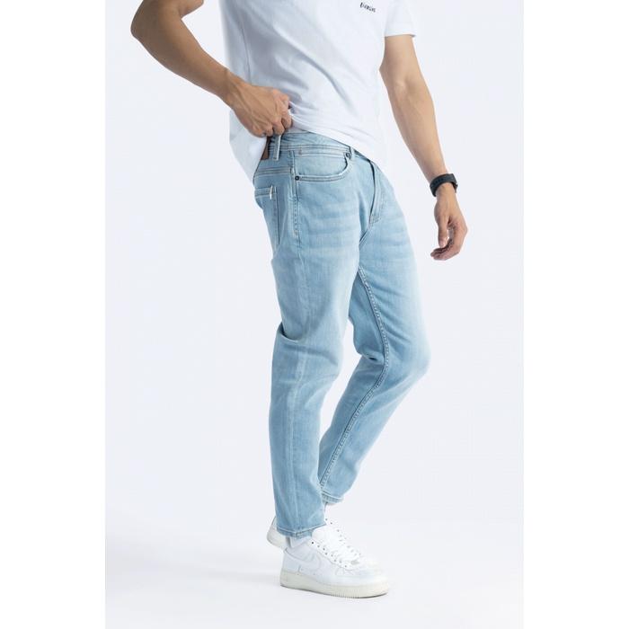 QUẦN JEAN NAM Xanh nhạt ỐNG ÔM TRƠN FORM SLIM CROP - LIGHT BLUE 10F22DPA041 | LASTORE MENSWEAR