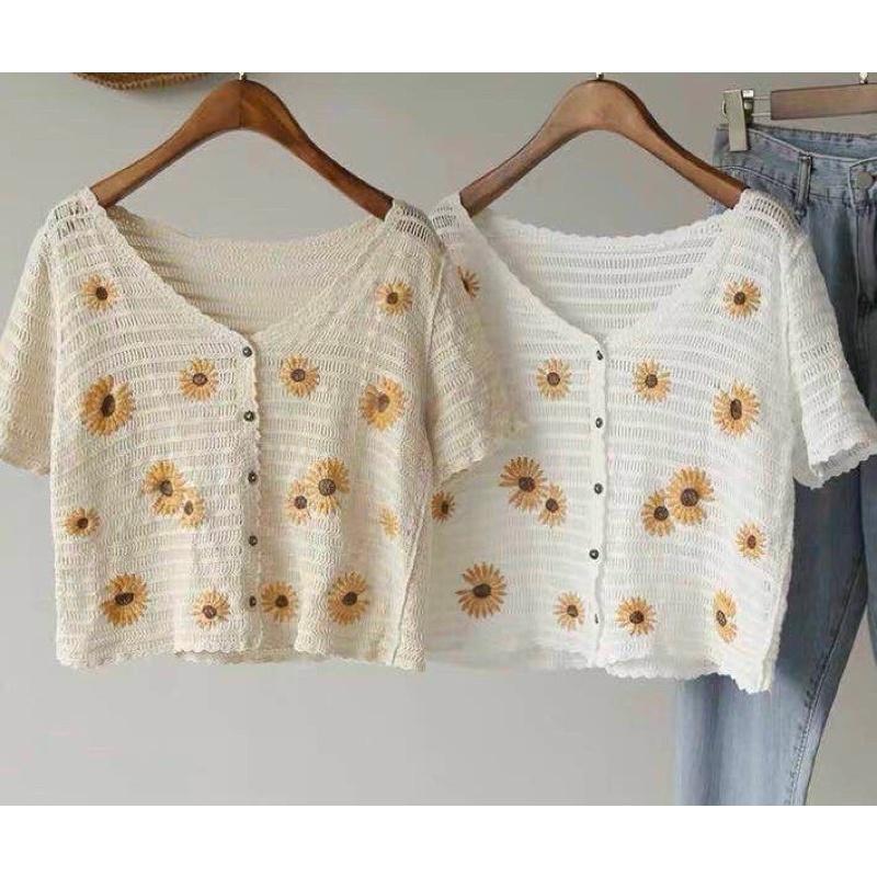 ÁO CROPTOP LEN TĂM HOẠ TIẾT PHỐI VỚI ÁO HAI DÂY MẶC SIÊU CUTE