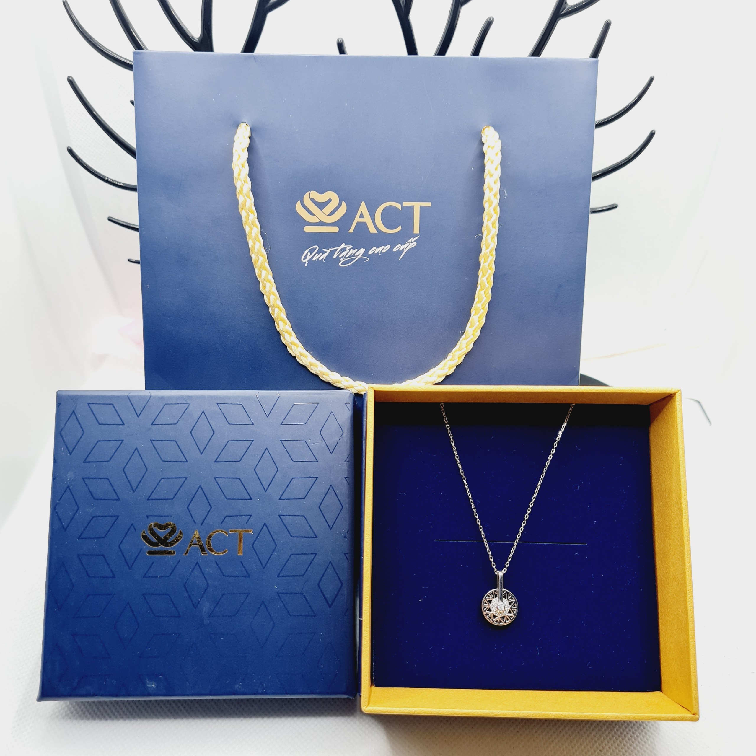 Dây chuyền mặt hình bánh xe chất liệu bạc 925 thời trang phụ kiện trang sức nữ sang trọng