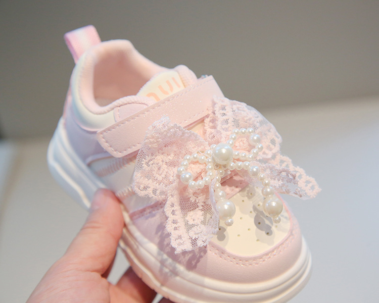 Giày thể thao cho bé phong cách dễ thương – GTE9171