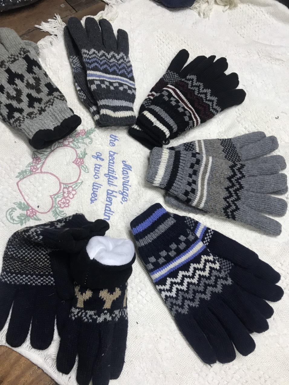 Găng Len Lót Nỉ Giao Màu Ngẫu Nhiên