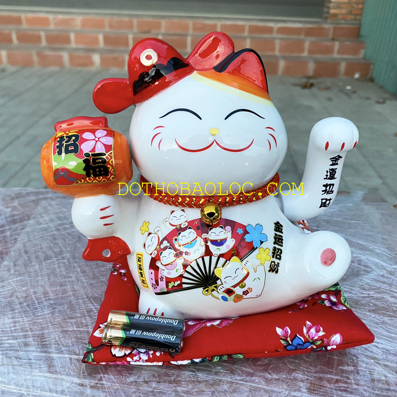Mèo thần tài tay cầm búa đội mũ quan mang tài lộc cho gia chủ - Cao 16cm
