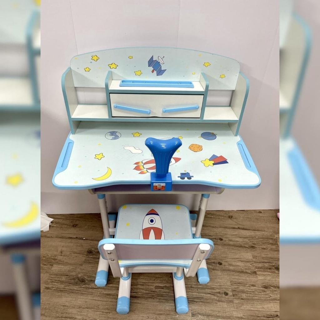 Bộ Bàn Ghế C03 Chống gù, Chống cận.