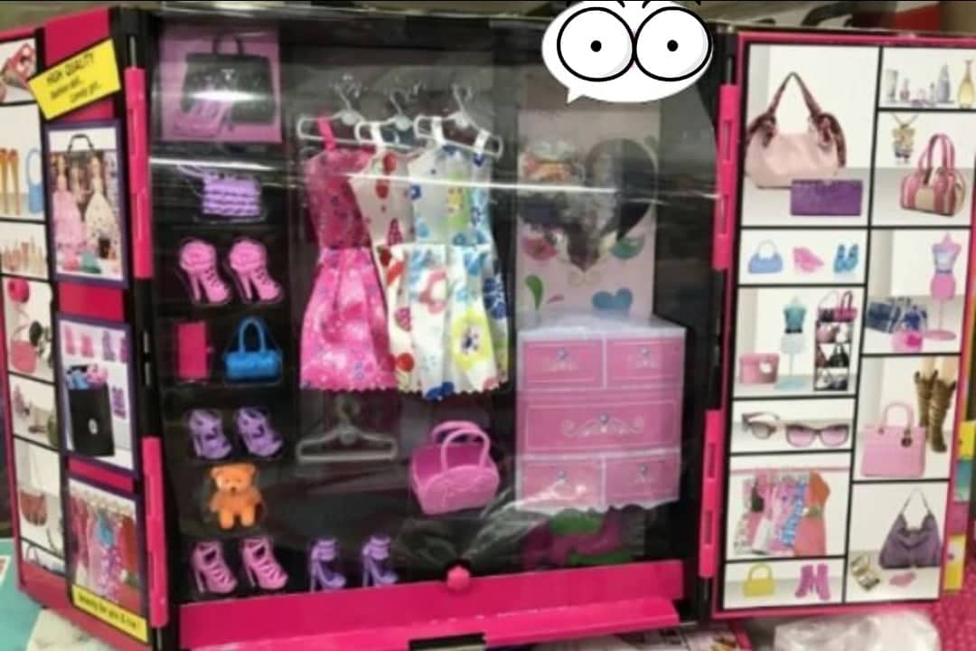 Bộ búp bê mắt ngọc kèm tủ váy vóc phụ kiện