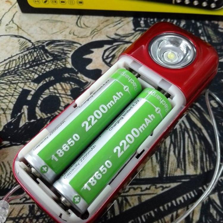 Combo 3 viên pin sạc 18650 HHTC 2200mah 3.7v đúng chuẩn (nhiều màu)