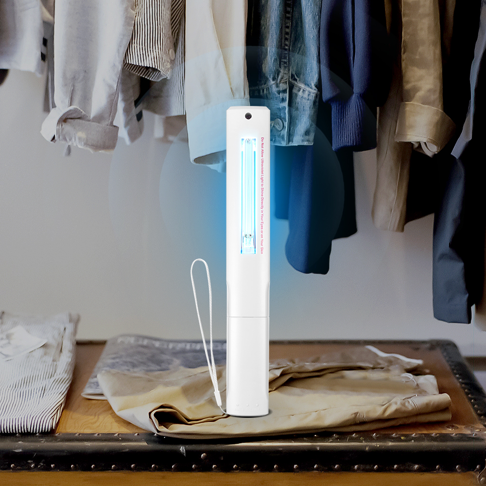 Đèn UV cầm tay có dây buộc, nhẹ và di động, thích hợp sử dụng tại nhà, cơ quan hoặc du lịch