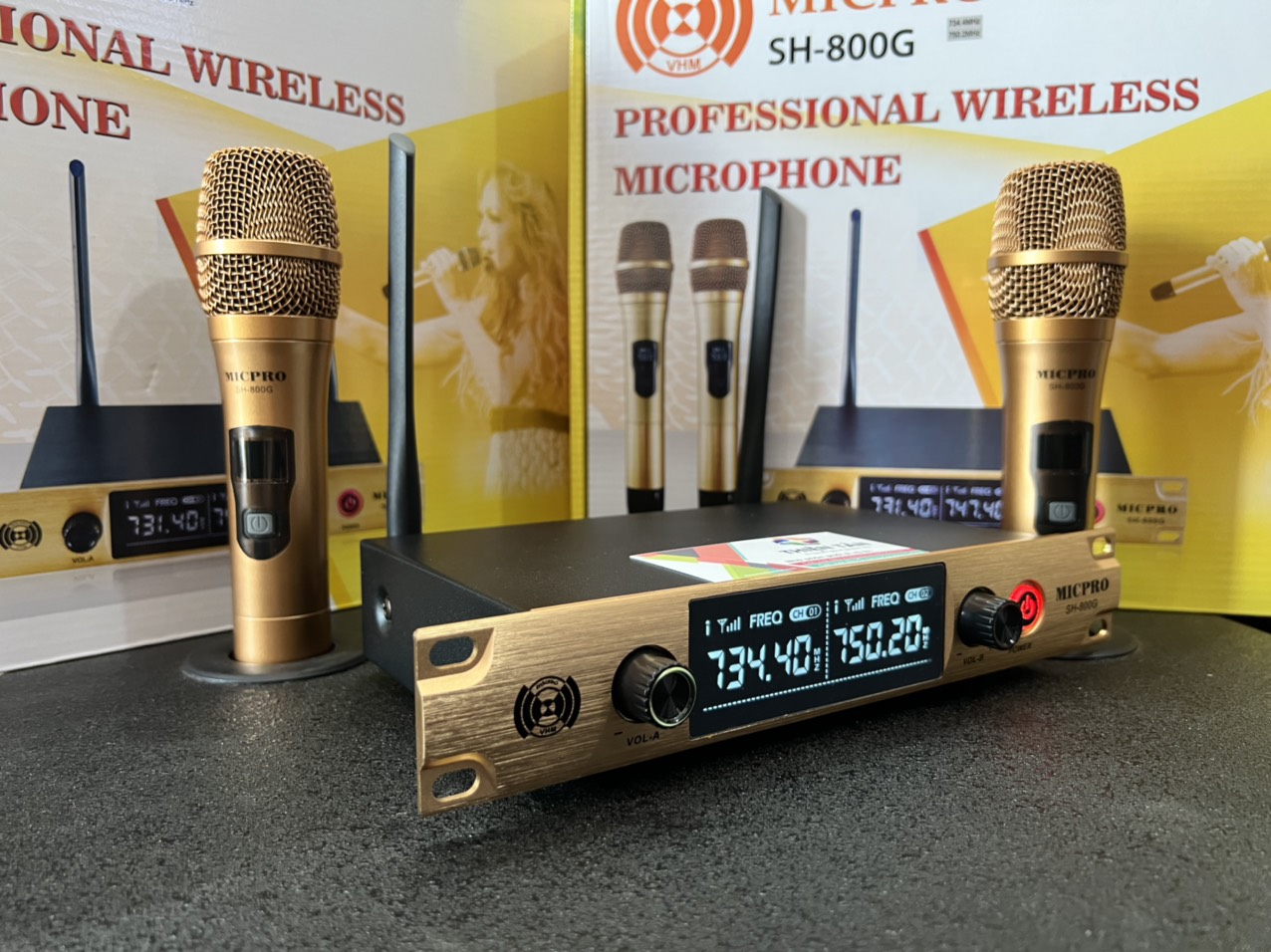 Micro Không Dây SH800G - Karaoke Gia Đình  - Sóng UHF - Âm thanh chuẩn - Hàng Chính Hãng