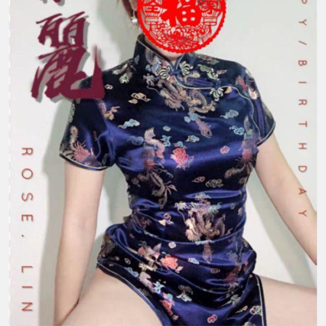 Đầm sườn xám gấm rồng phượng xẻ tà ôm body nữ