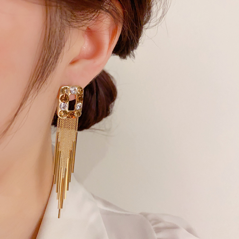 BÔNG TAI DÁNG DÀI ĐÍNH ĐÁ ZIRCON CAO CẤP PHỦ VÀNG 14K ELIACCESSORIES