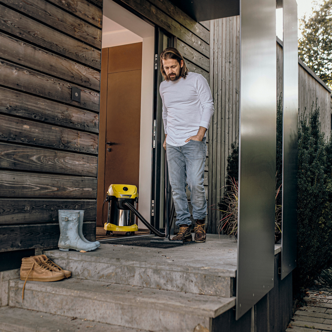 Máy hút bụi khô và ướt Karcher WD 3 S Premium - Hàng chính hãng