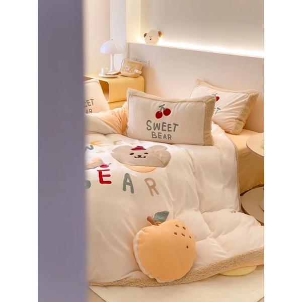 Bộ chăn Ga Gối Nỉ Nhung Gấu Teddy Giáng Sinh Hàng Nhập Khẩu Cao Cấp 5 Món Cherry