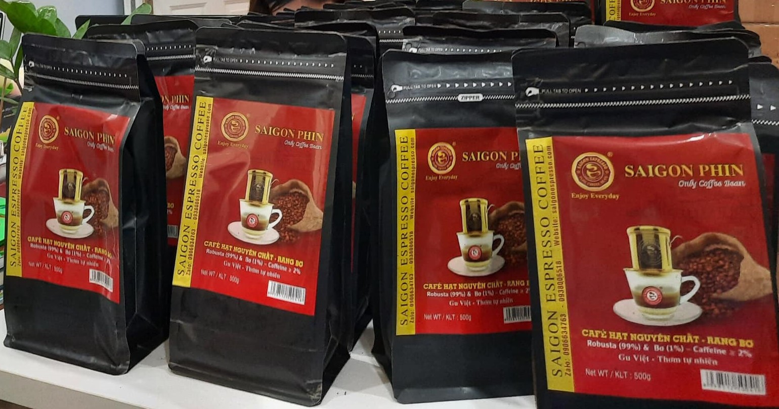 Cà phê bột nguyên chất Saigon Phin – Rang bơ. . Café không hương liệu, Không độn đậu, bắp, Không chất bảo quản. Vị đậm đà, thơm béo