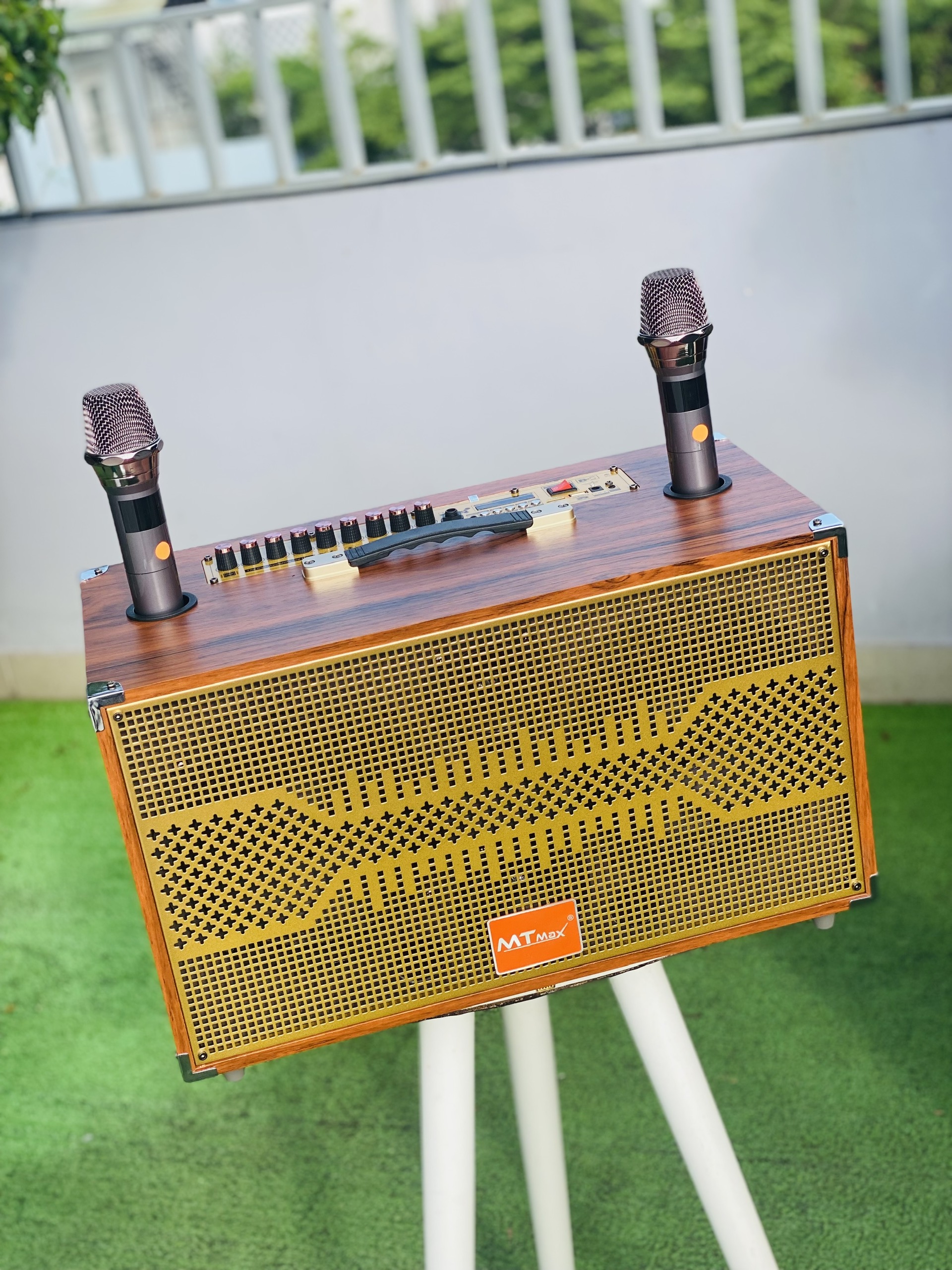 Loa Karaoke Mini P288 Bass đôi 20 Công Suất 350w Kết Nối Bluetooth, Hát Cực Hay Kèm 2 Micro Không Dây Hút Tiếng Hát Nhẹ Hàng Nhập Khẩu