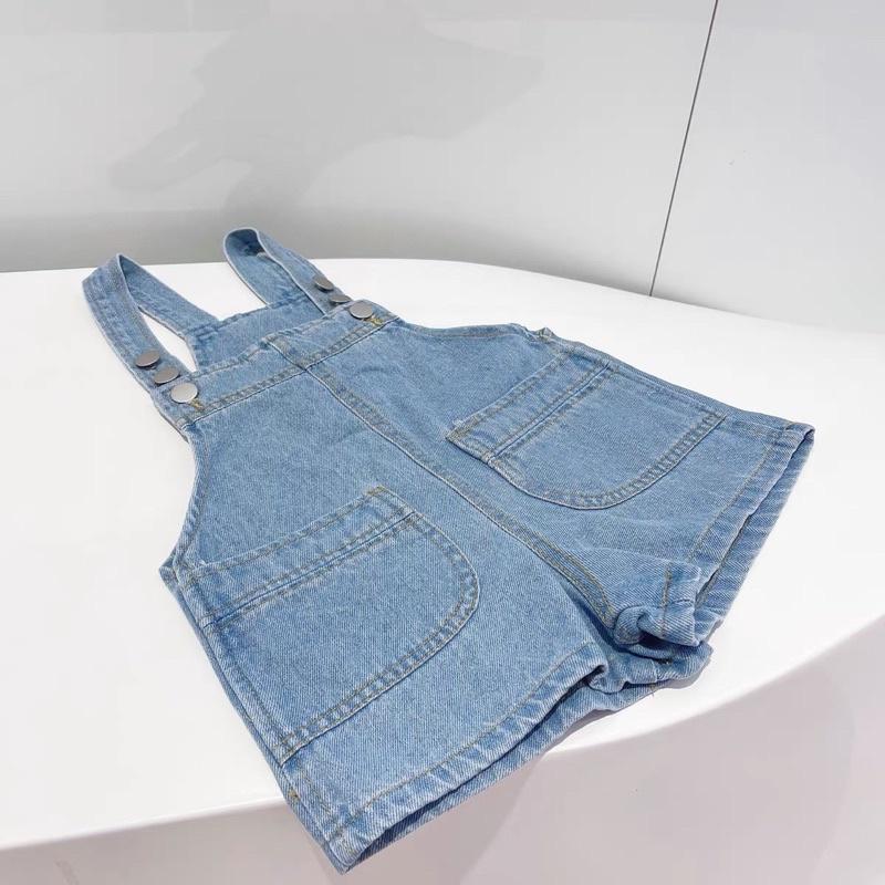 Yếm short jean ngắn 2 túi đắp cho bé Y598