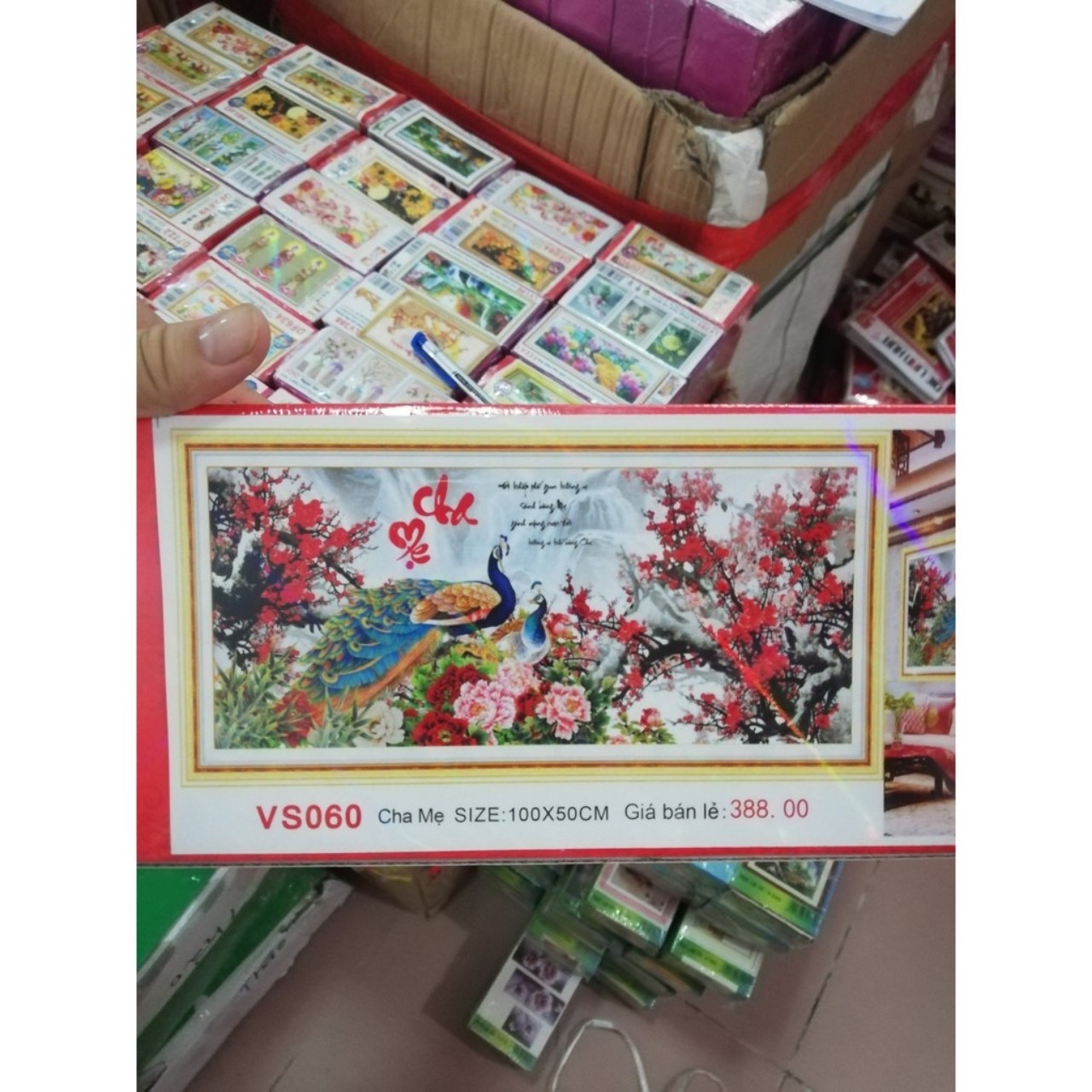 Tranh đính đá Cha Mẹ - cành đào hoa mẫu đơn - khách tự đính đá