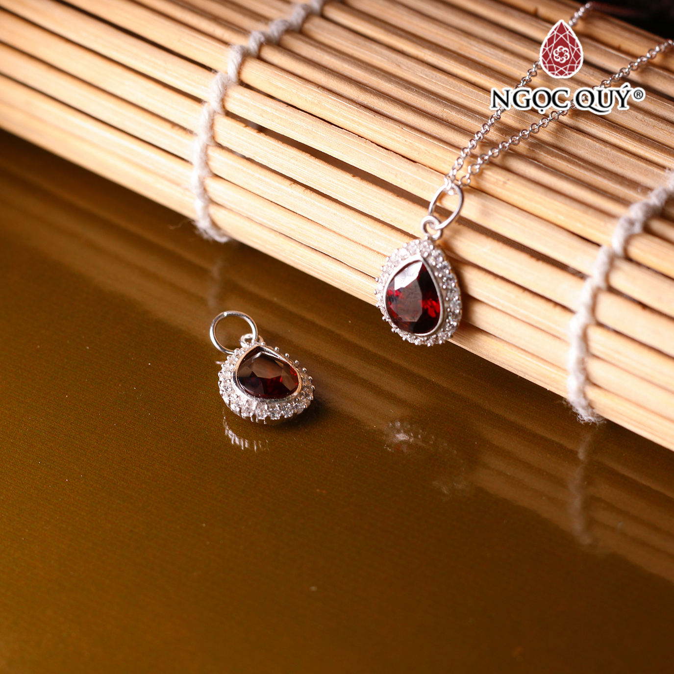 Mặt dây chuyền bạc đính đá Garnet hình giọt nước mệnh hỏa, thổ - Ngọc Quý Gemstones