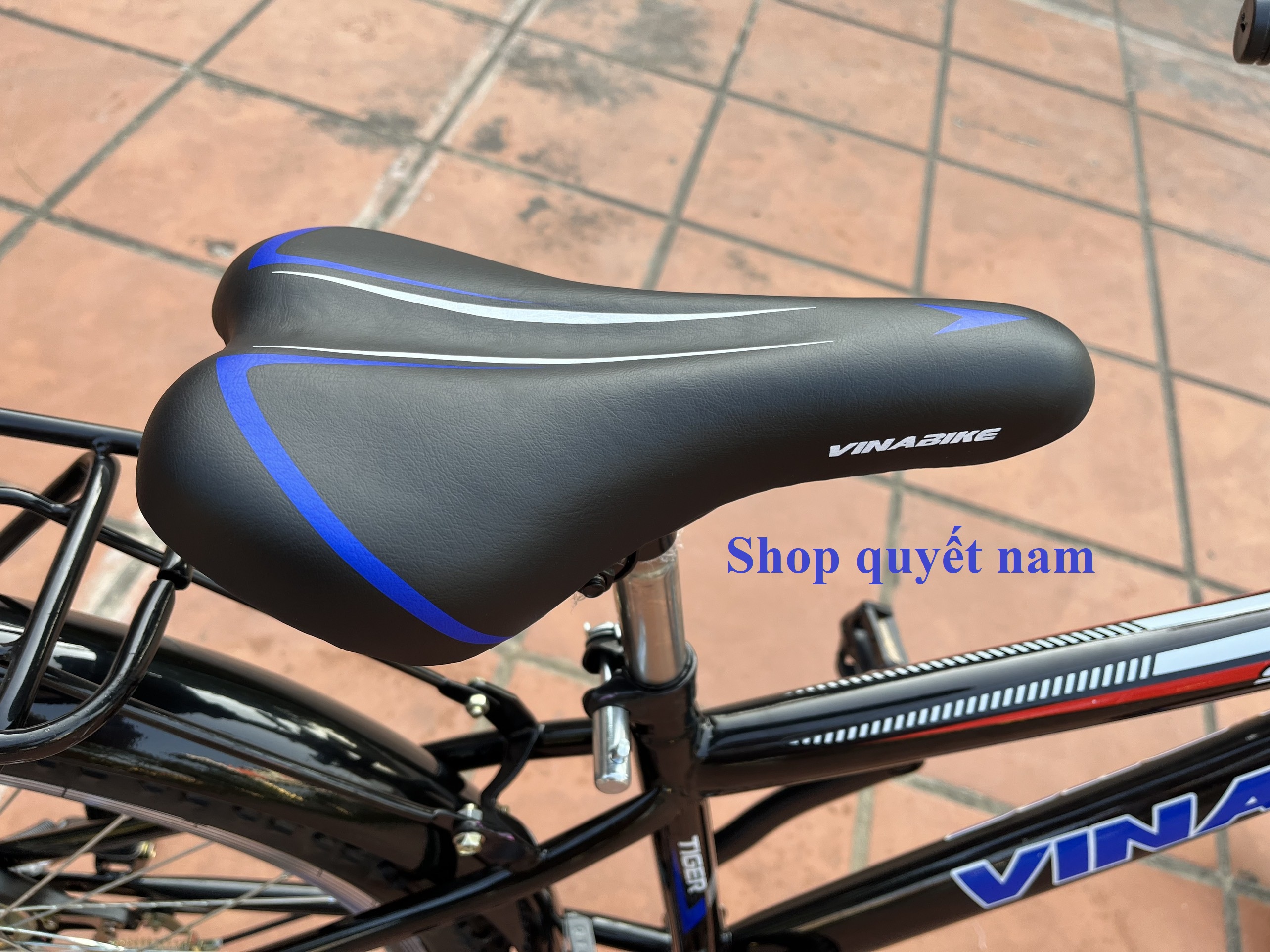 Xe đạp thể thao Vinabike cỡ 24, 26in 3 màu xanh/đỏ/đen, Phù hợp với người cao 1m35 trở lên